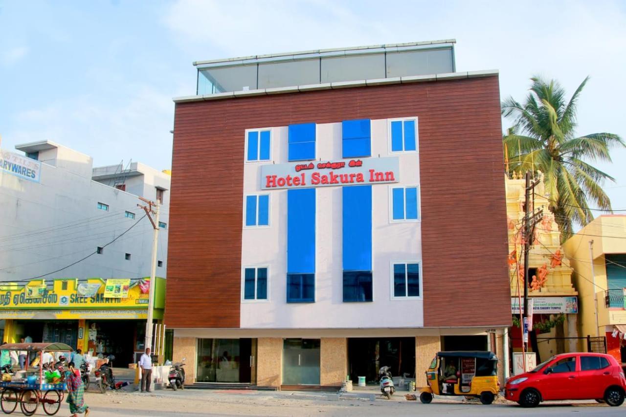 Hotel Sakura Inn Hosūr Exteriér fotografie